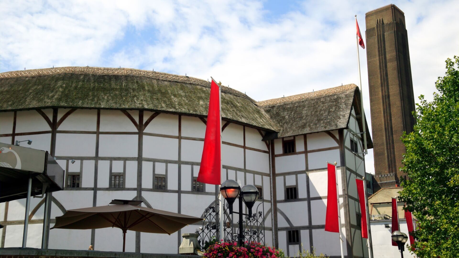 The Globe Theater, Southbank