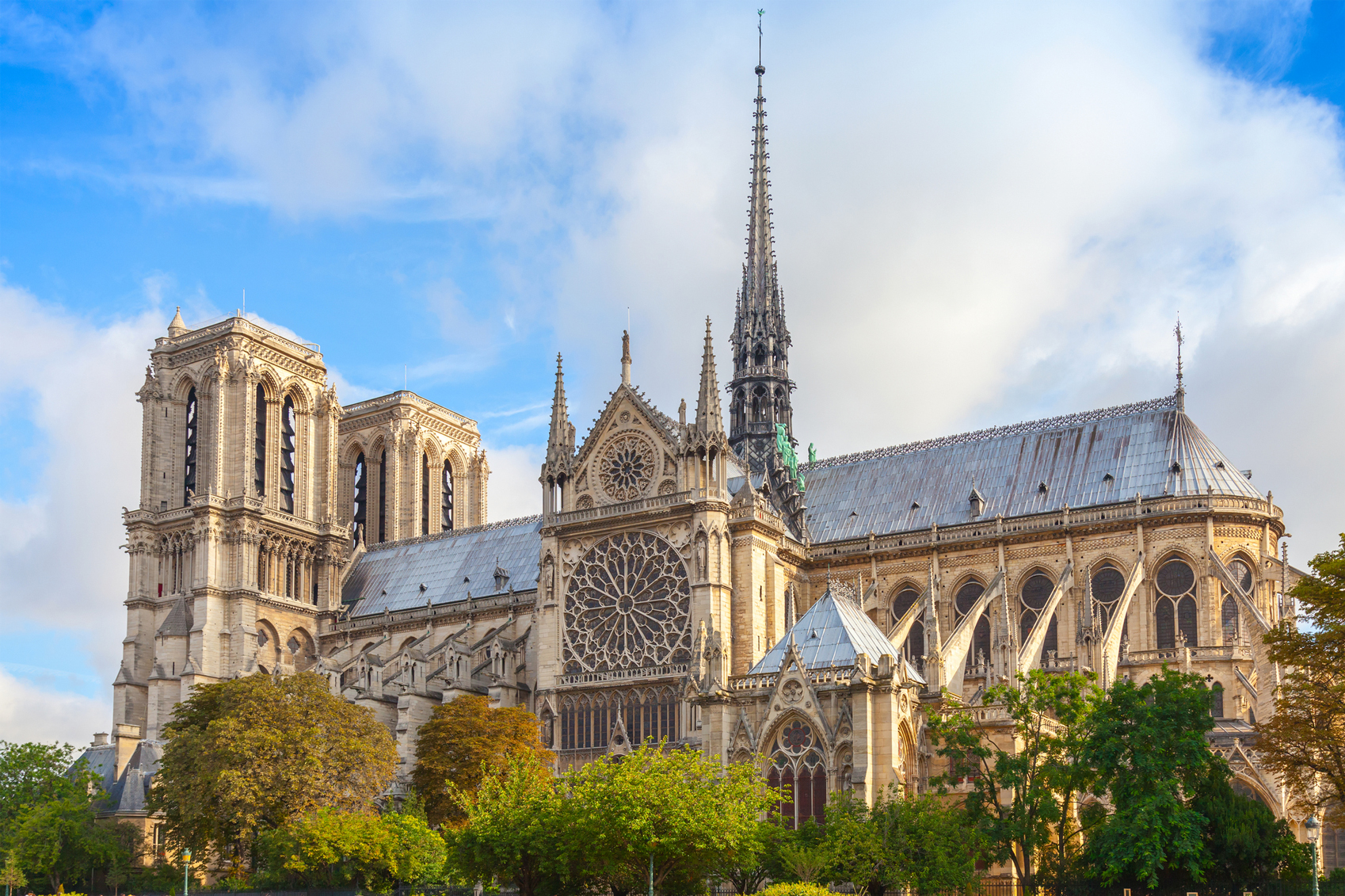 TripAdvisor Top 25 Landmarks Notre-Dame-www.istockphoto.comgbphotonotre-dame-de-paris-cathedral-france-gm465616584-59292570-eugenesergeev