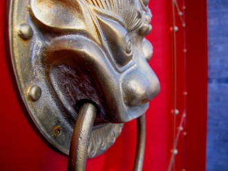 knocker