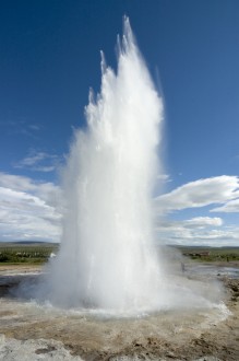 Eruption at Strokkur