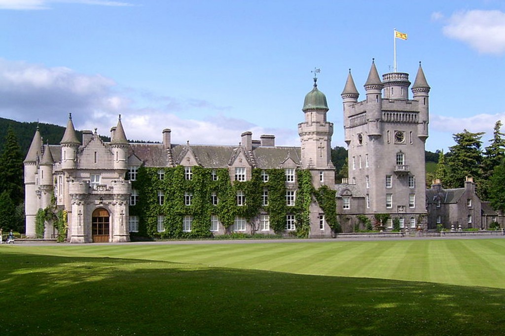 The 9 Most Impressive Royal Palaces In Britain Real Word