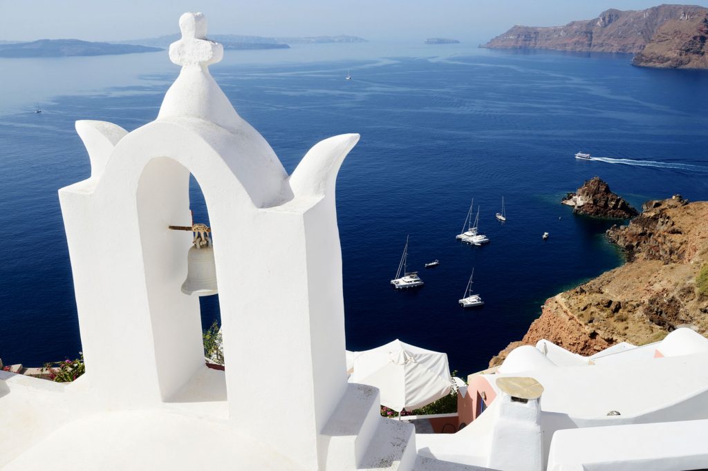Island Hopping in The Cyclades The Santorini Archipelago
