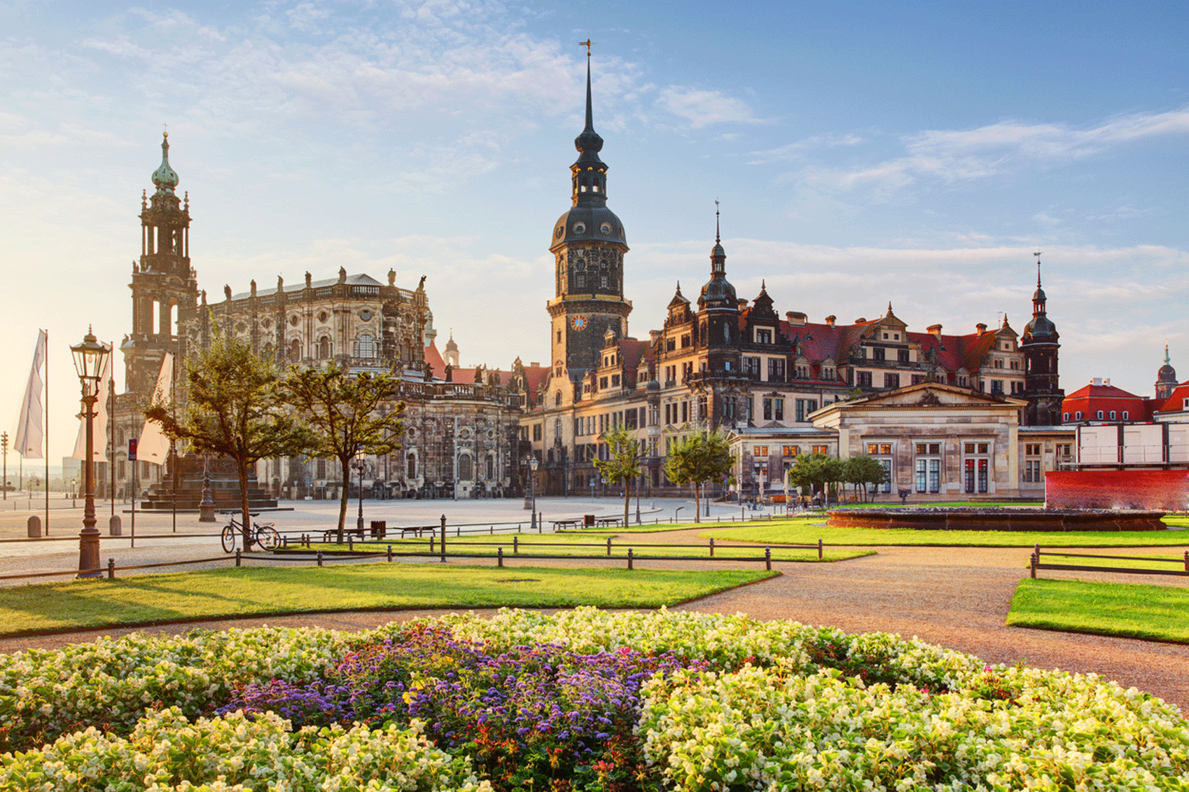 brochure Dresden-Square-www.istockphoto