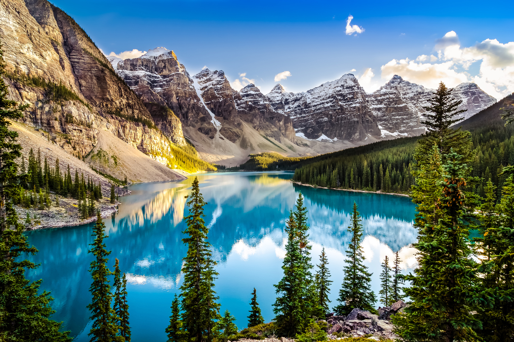 banff lake and mountain range
