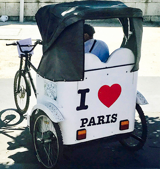 A bicycle with a basket is perfect for travel moments.