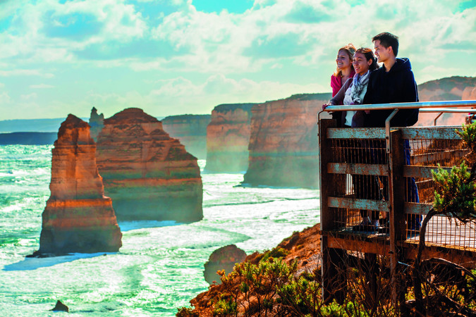 great ocean road twelve apostles