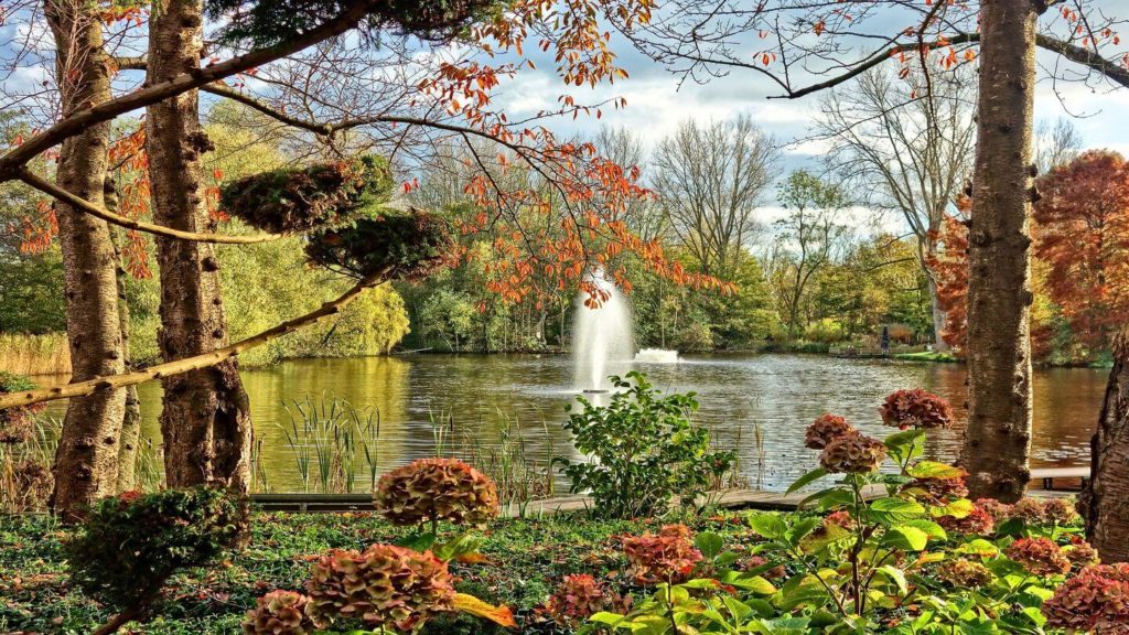 fountain garden park netherlands
