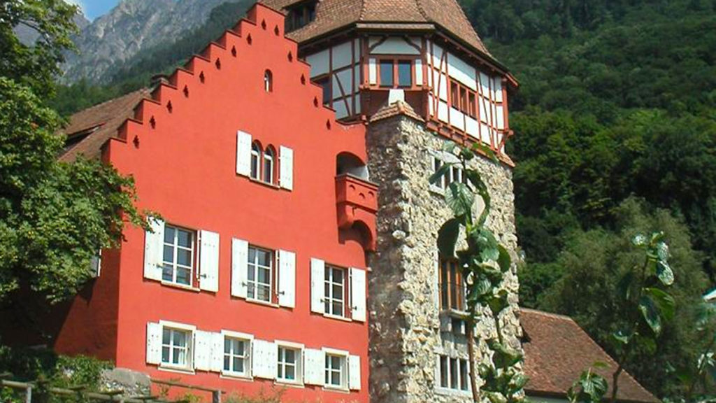The red house