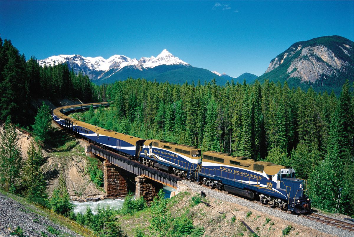 rail journey canadian rocky mountains