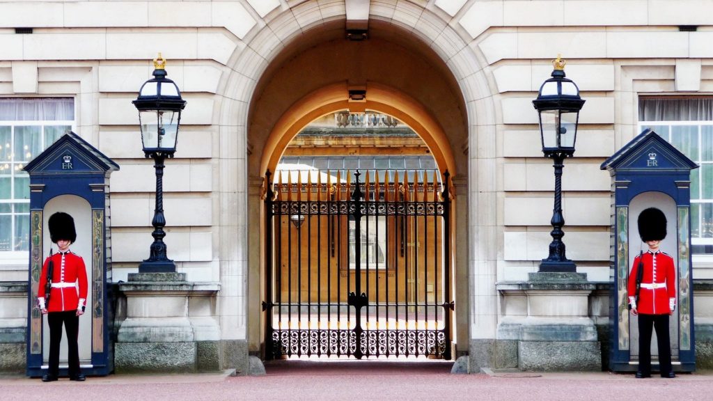 Guards at Buckingham Palace