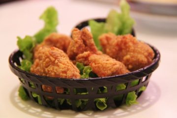 fried chicken salad Japan Christmas KFC