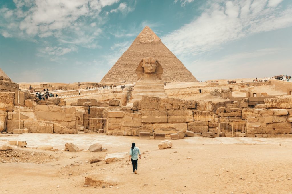 Thing long and loose when considering what to wear on your trip to Egypt
