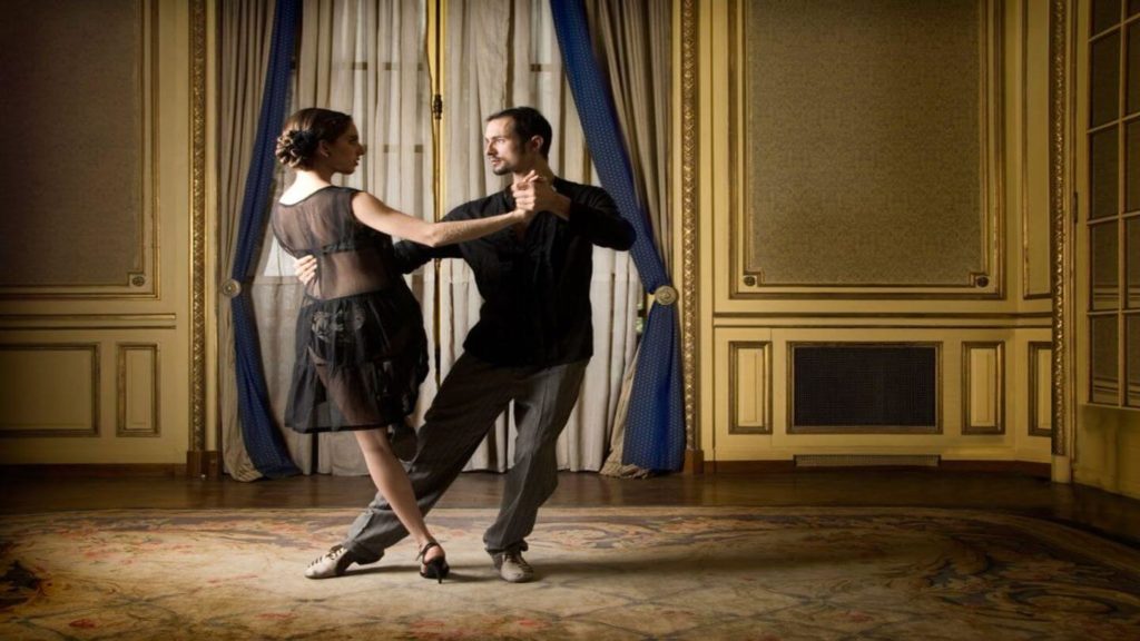 couple dancing the tango Argentina