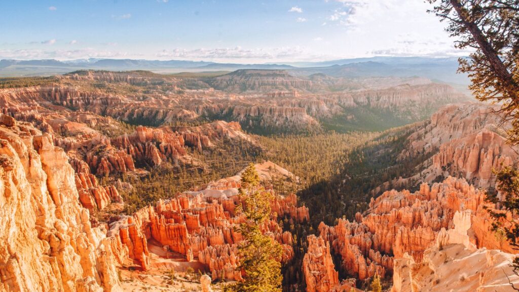 panoramic view over Bryce Canyon National Park