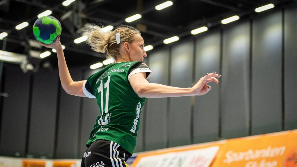 Iceland loves to play handball