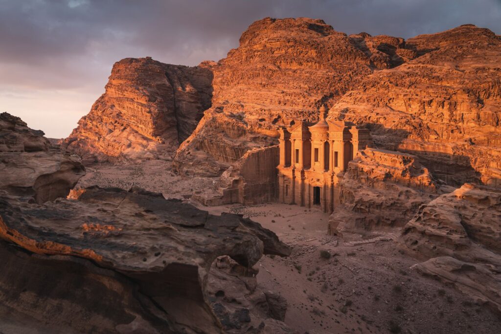 Petra, Jordan in sun