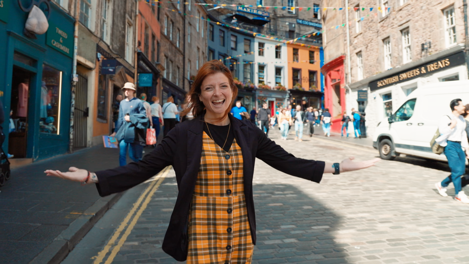 travel director fiona in edinburgh